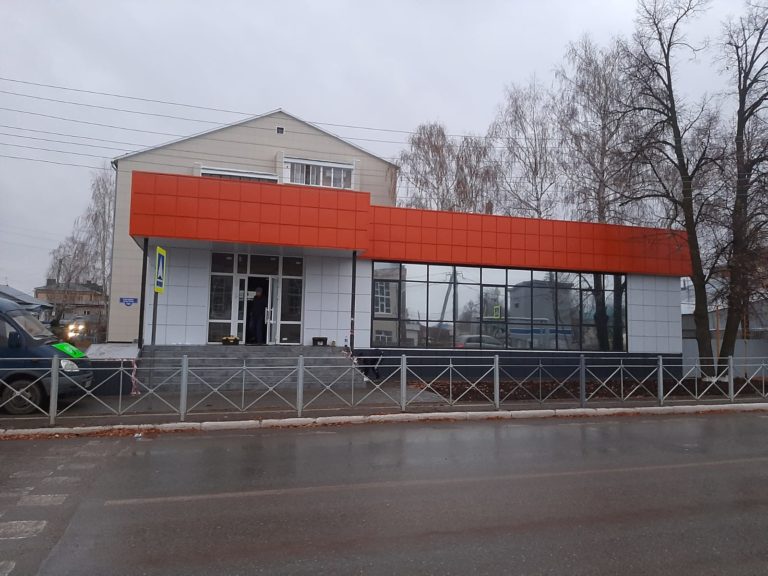 Остекление магазина